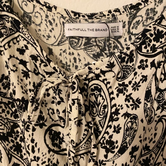 ✨DRESS!Faithful The Brand XL✨ - Picture 2 of 3